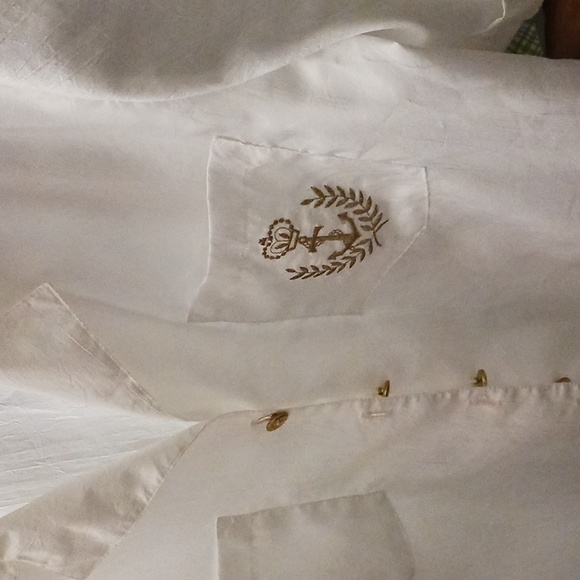 Vintage Joan walters blouse with gold buttons and gold embroidery on left pocket - Picture 4 of 5